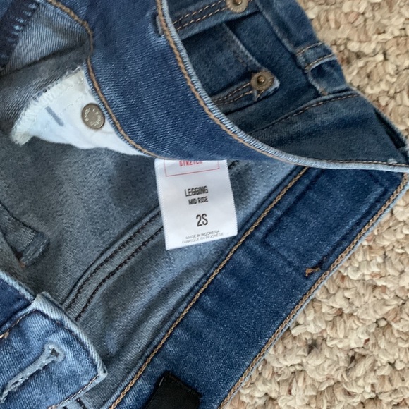 Express Jeans - Picture 2 of 2